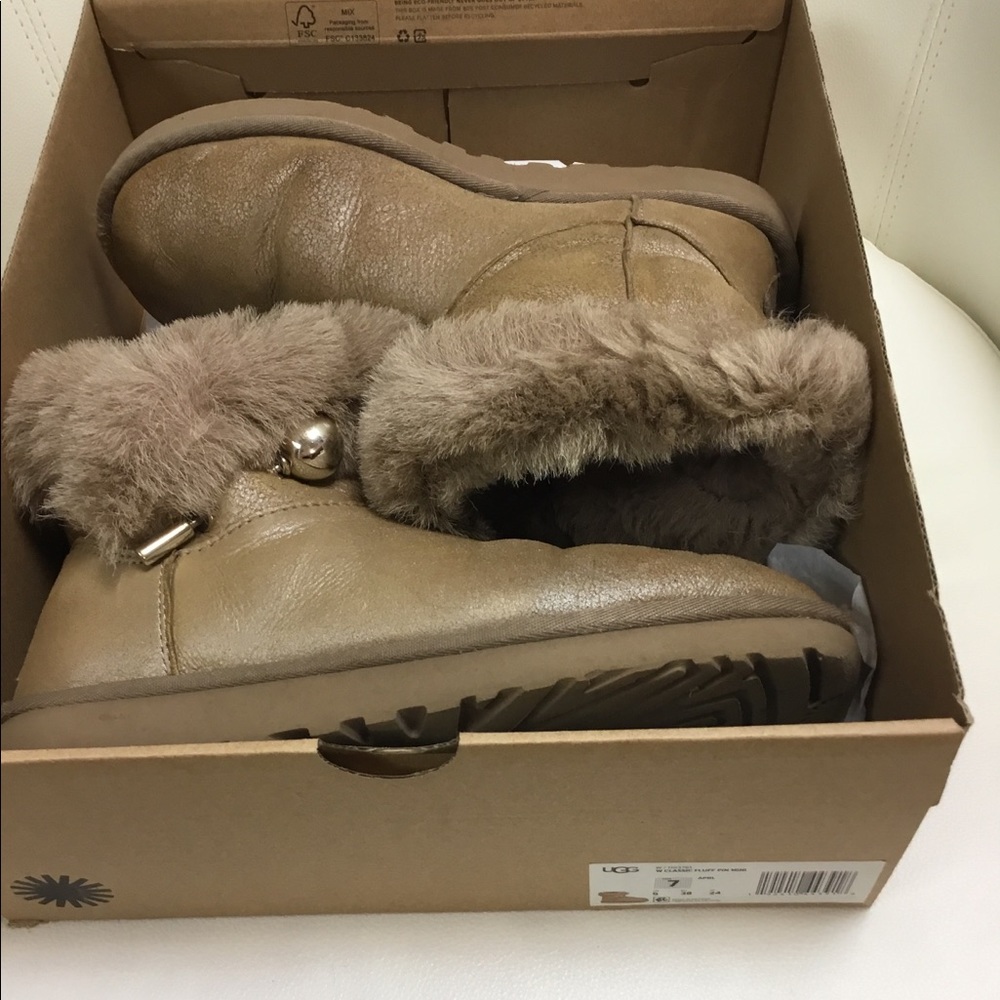 UGG Women Short Boots